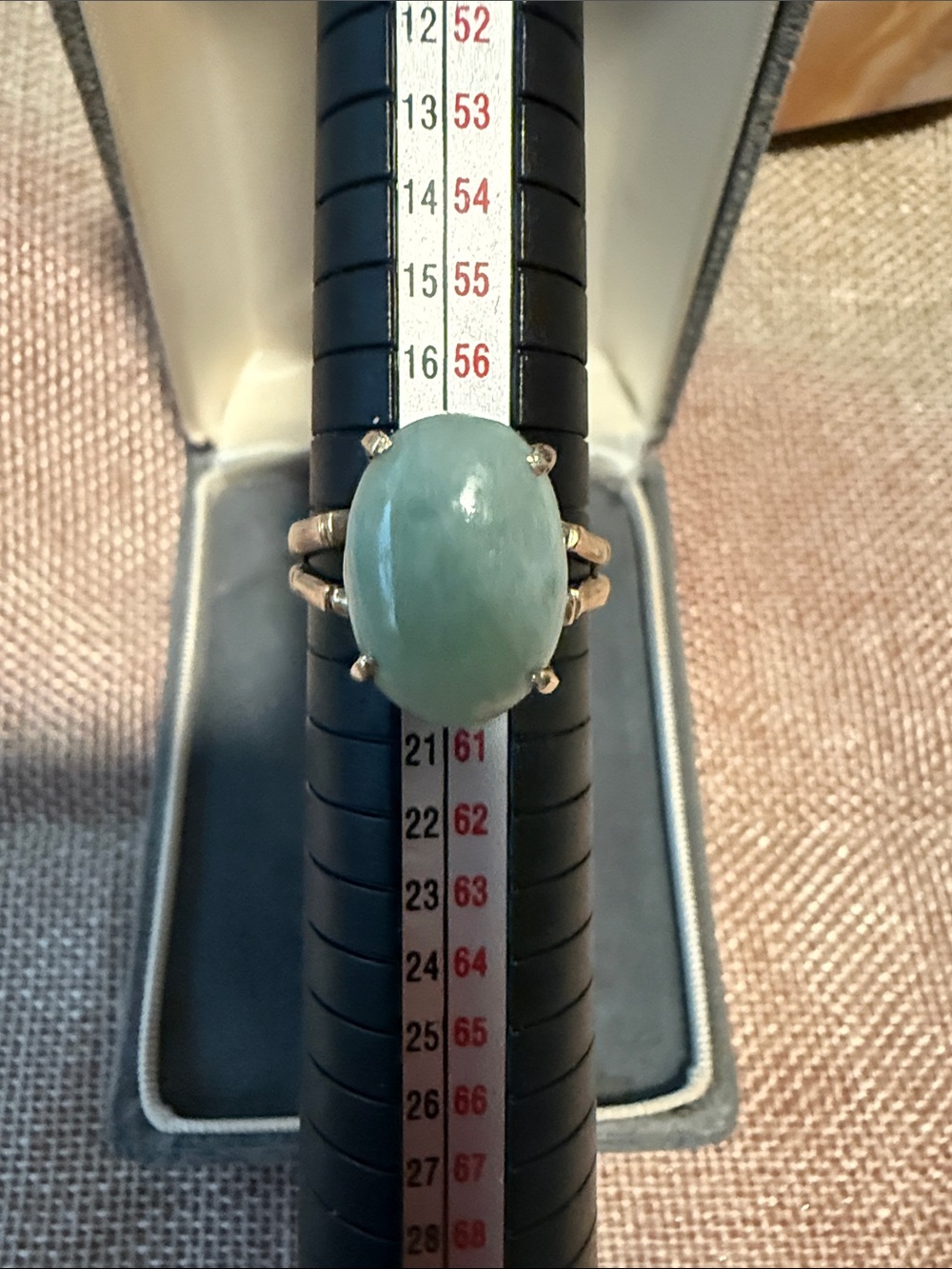 Elegant Green Jade Oval Statement Ring - Classic Women's Jewelry